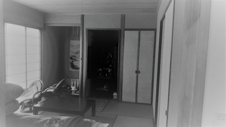 和室既存ビフォー写真　リフォーム前の和室と仏間