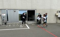 リファイン備前25周年感謝祭　てらみンピック　紙ヒコーキ大会